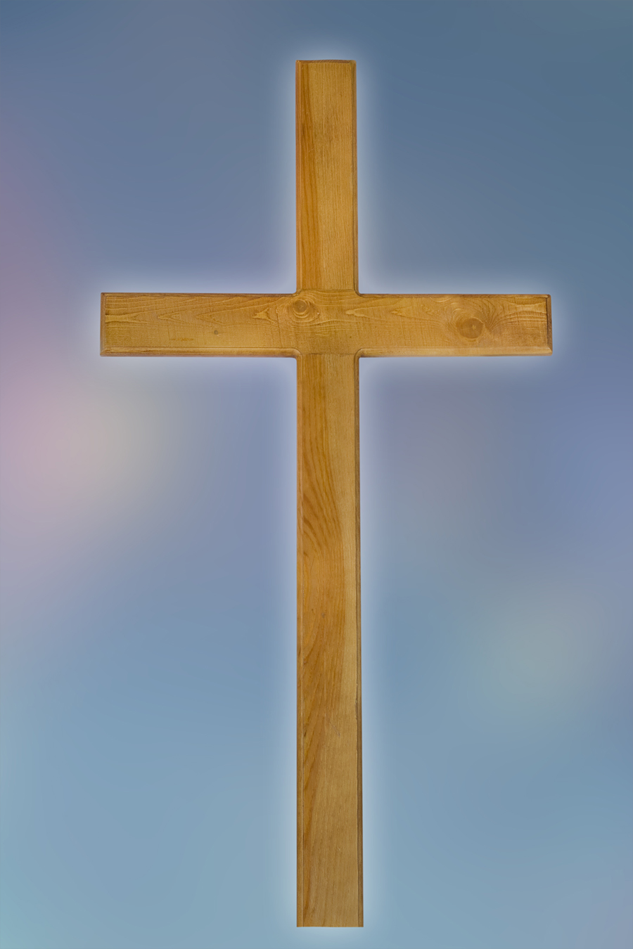 Крест над кроватью католички